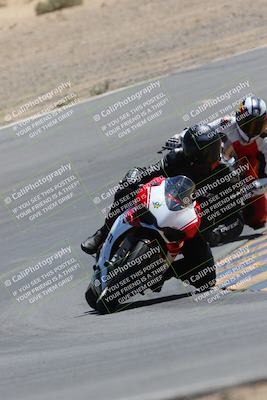 media/Apr-09-2023-SoCal Trackdays (Sun) [[333f347954]]/Turn 10 (115pm)/